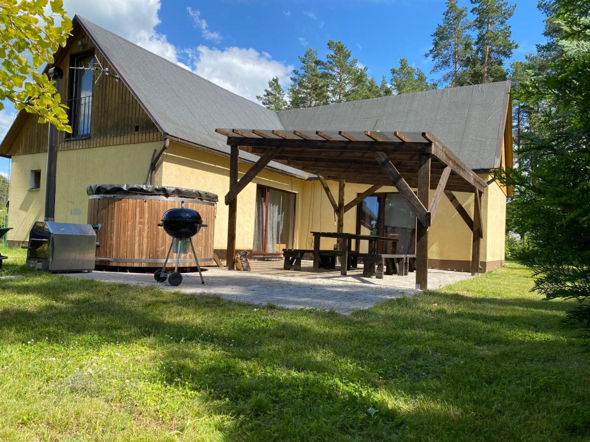 Metsaaeaere Accommodation Uulu Zewnętrze zdjęcie
